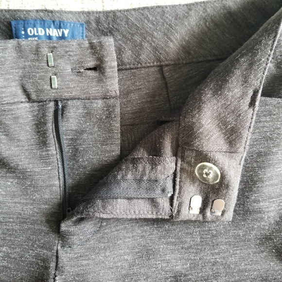 Old Navy Stretch Pixie Pants - Mid Rise - Gray - Women’s Size 8 - Picture 9 of 12
